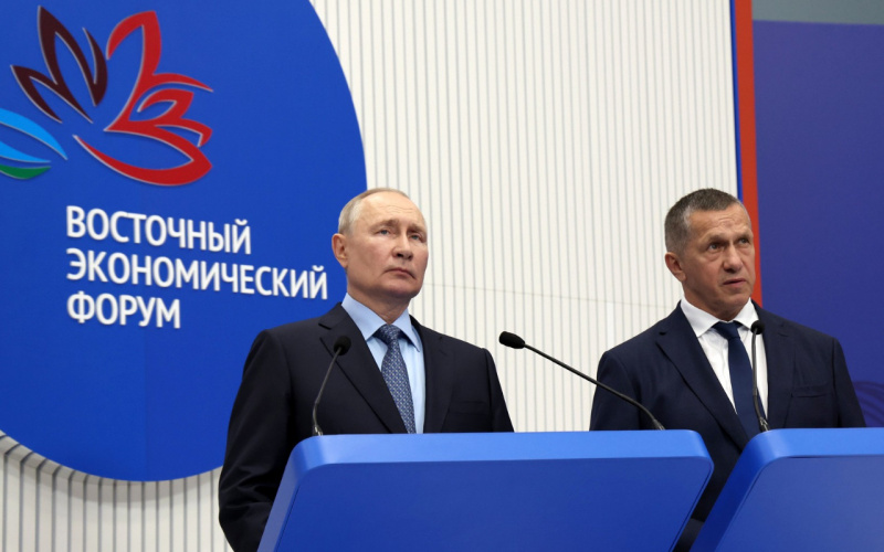 Путин и Дальний Восток - дальше только вместе!