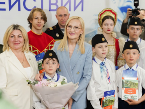 &laquo;Вы &mdash; герои, вы для нас пример&raquo;: Ирина Яровая встретилась с ветеранами СВО на Камчатке 6