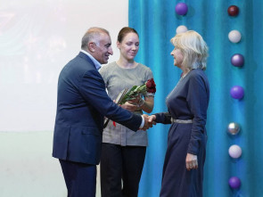 Средняя школа № 36 имени П.Т. Новограбленова в Петропавловске‑Камчатском отметила 45‑летие 13