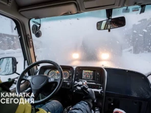 В Петропавловске-Камчатском проводятся круглосуточные работы по расчистке территорий