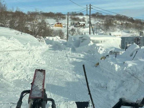 В столице Камчатки устраняют последствия снежного циклона 1