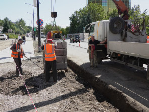 Более половины от запланированного объема асфальта уложено на улице Ленинской в Петропавловске